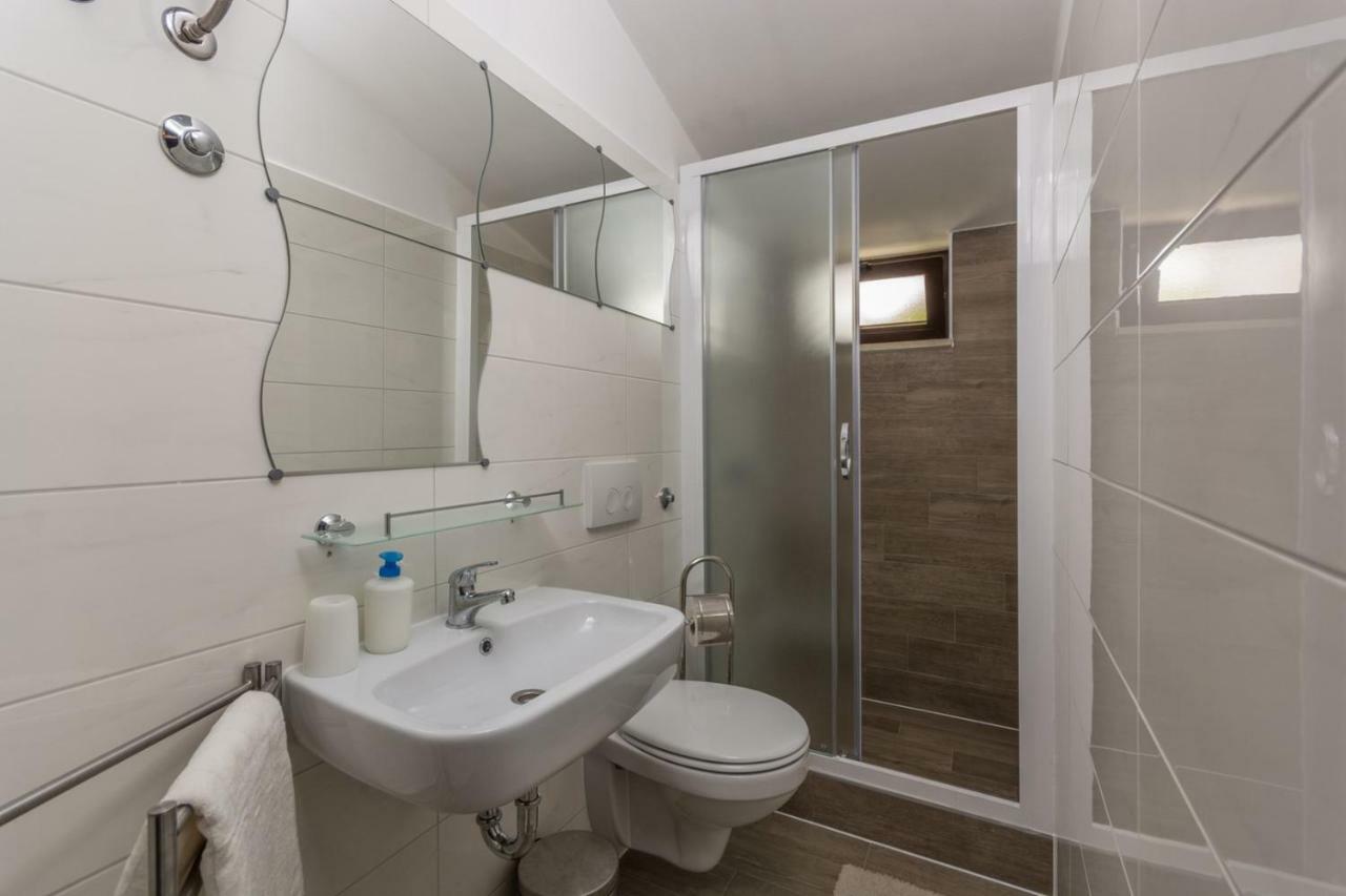 Apartments Radmila Poreč Kültér fotó